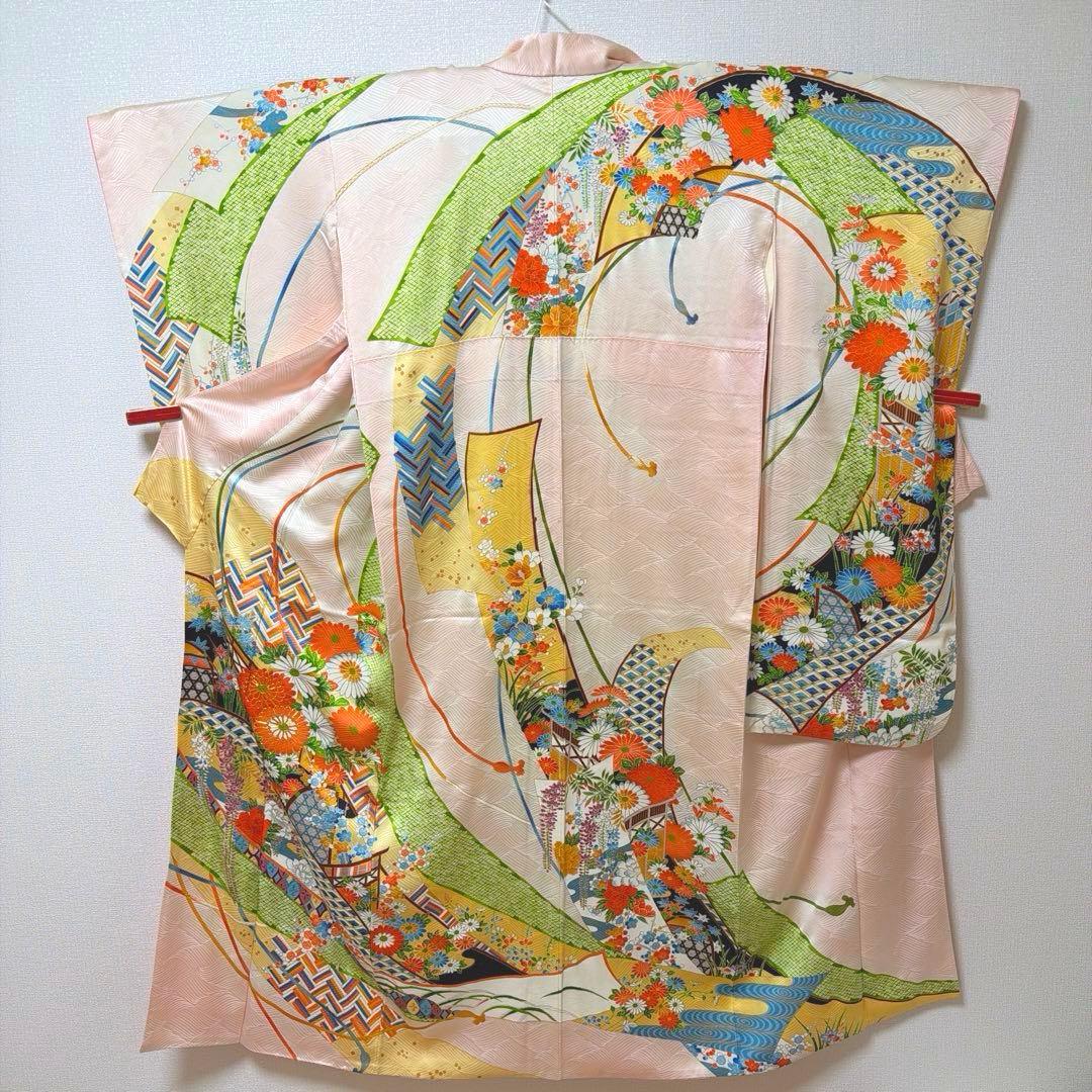 29 振袖フルセット 正絹 薄桃 薄ピンク オレンジ 黄緑 金彩 駒刺繍 暈し染