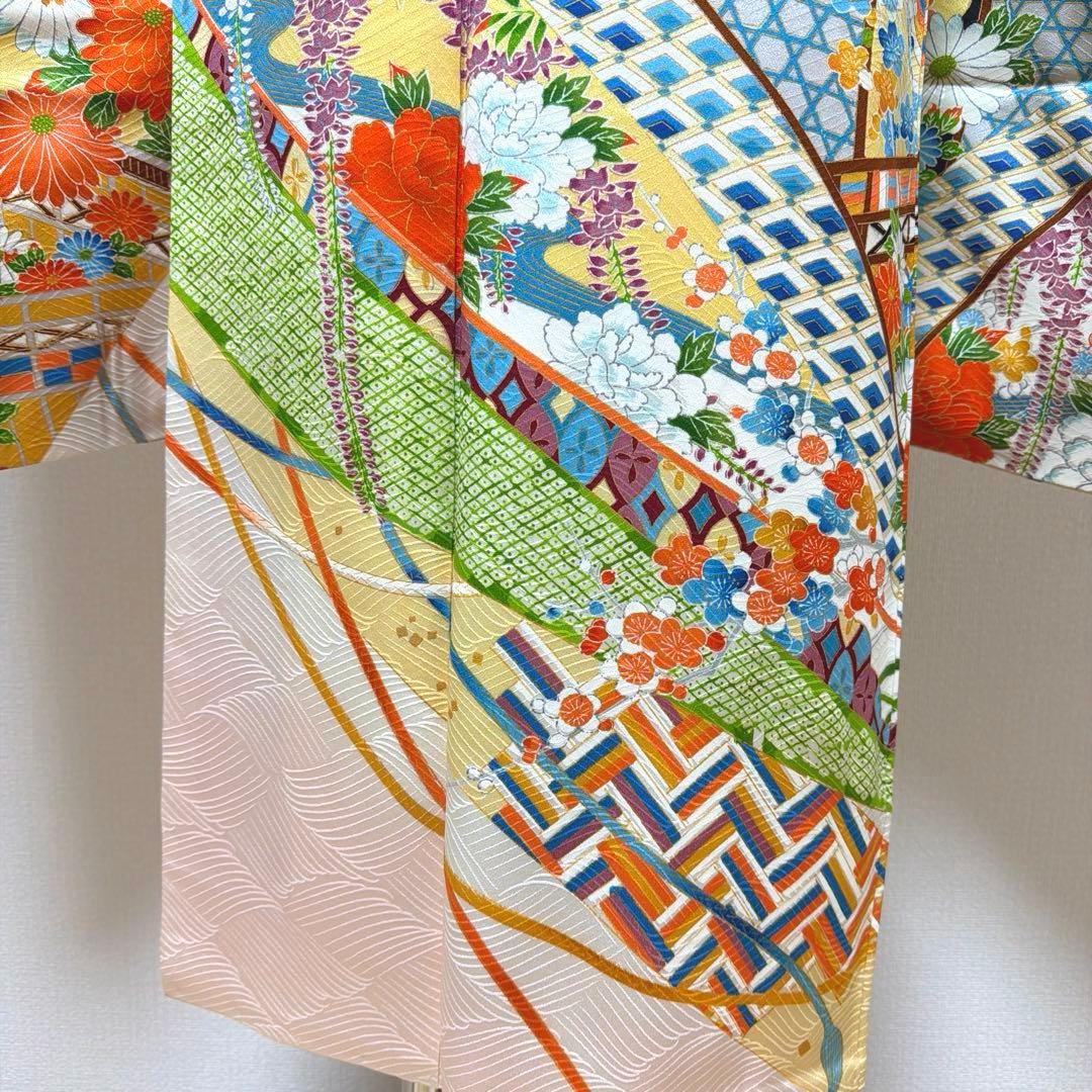 29 振袖フルセット 正絹 薄桃 薄ピンク オレンジ 黄緑 金彩 駒刺繍 暈し染