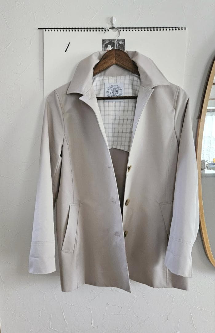 ◆J.PLESS 【新品】毎年定番コート 春 3,6万 M 昨年 撥水 入学式