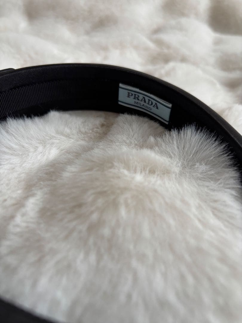 PRADA ブラック カチューシャ
