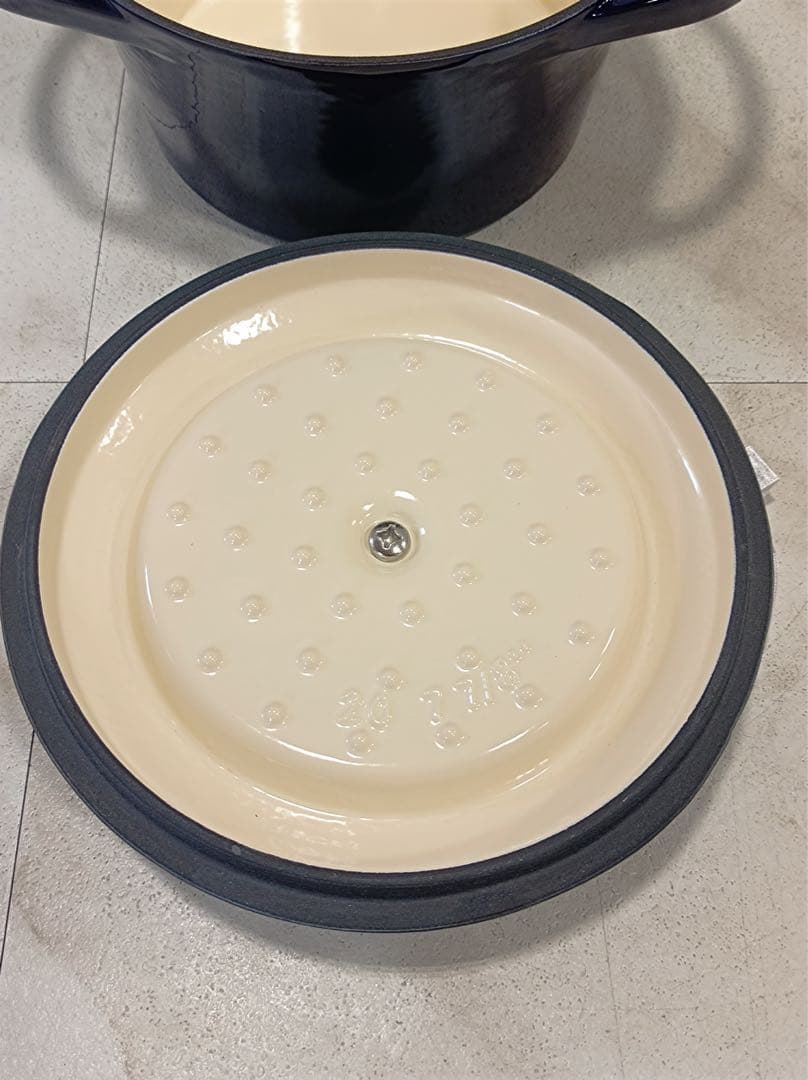 八7167【未使用品】LE CORDON BLEU ラウンドココット 20㎝
