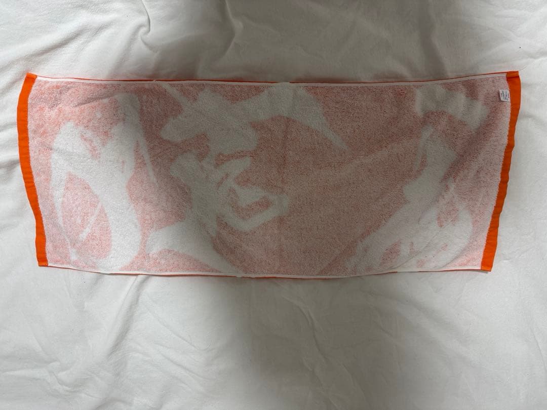 優里 タオル