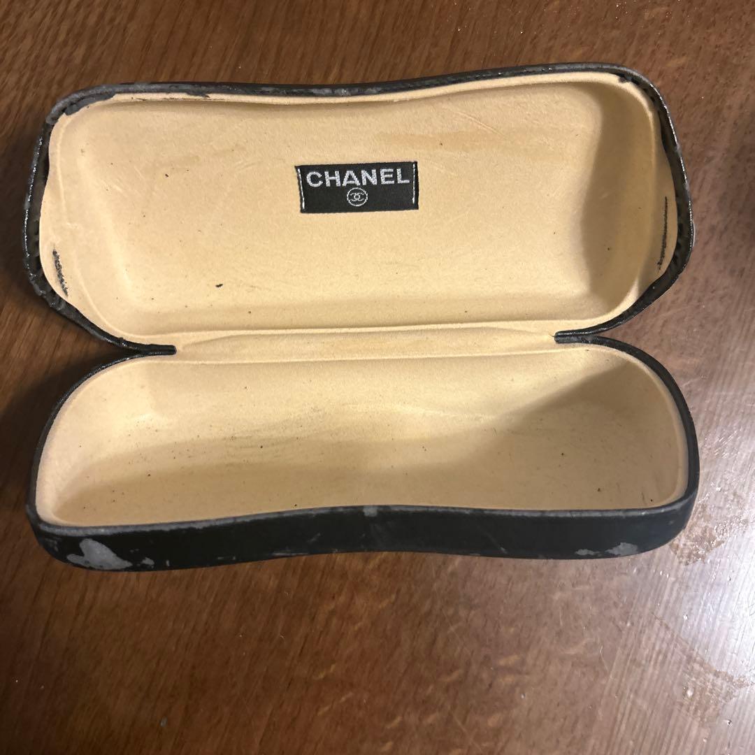 CHANEL ブラック スポーティー サングラス