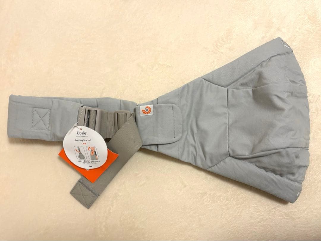 【Ergobaby Upsie】エルゴベビー アップシー スリング