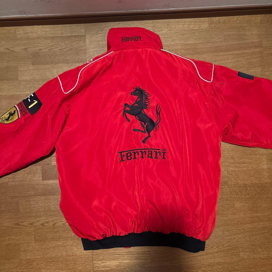 フェラーリ　Ｆ-1ボーダフォン　刺繍ロゴ　レーシングジャケット赤レッド　M