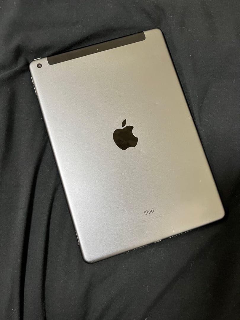 iPad第8世代 32GB
