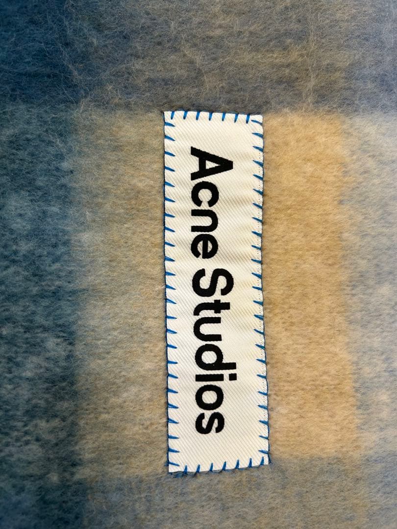 Acne Studios 大判ストール チェック柄　冬レディース フリンジ付き