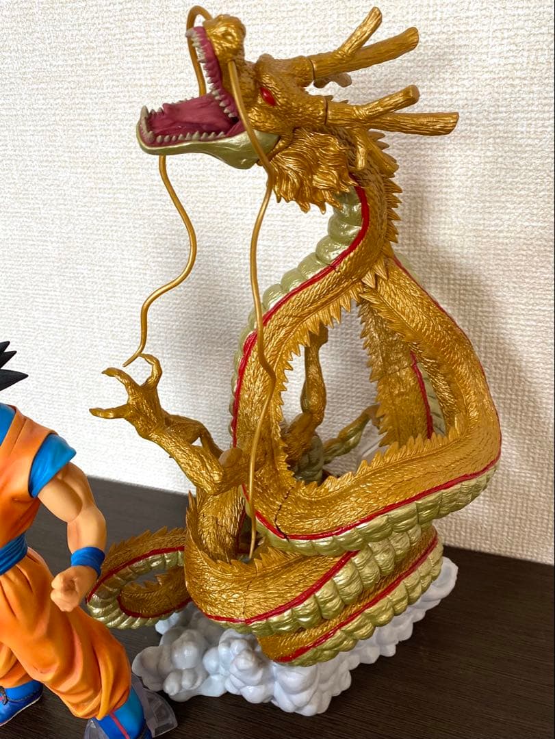 ドラゴンボール　一番くじ　ラストワン賞　黄金神龍　 海外限定
