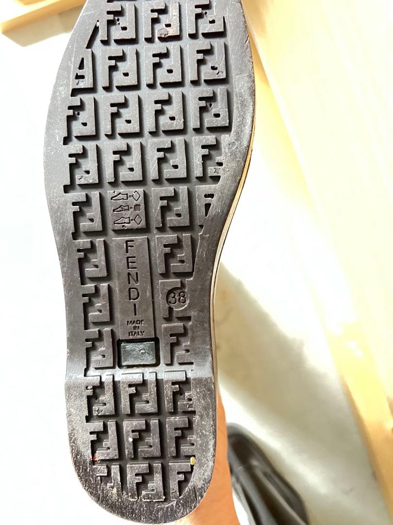 Fendi ロゴパターン 長靴 ブラウン