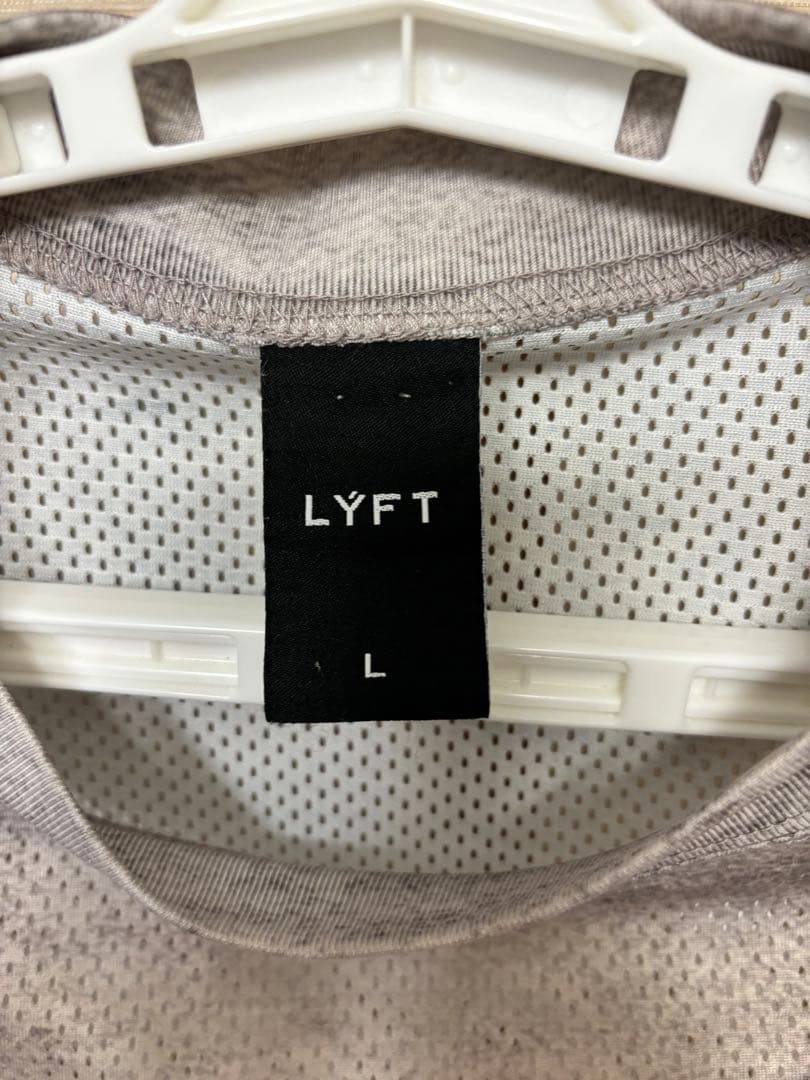 (完売品)LYFT Tシャツ Lサイズ