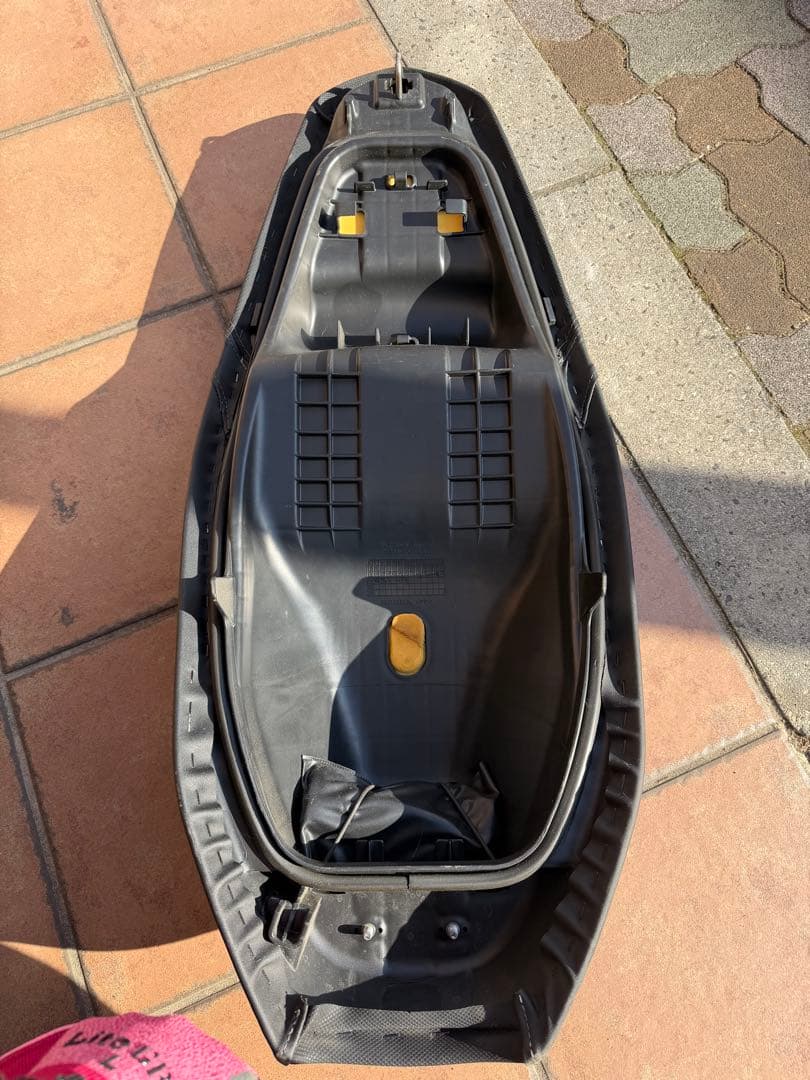 pcx125 jf81 純正シート