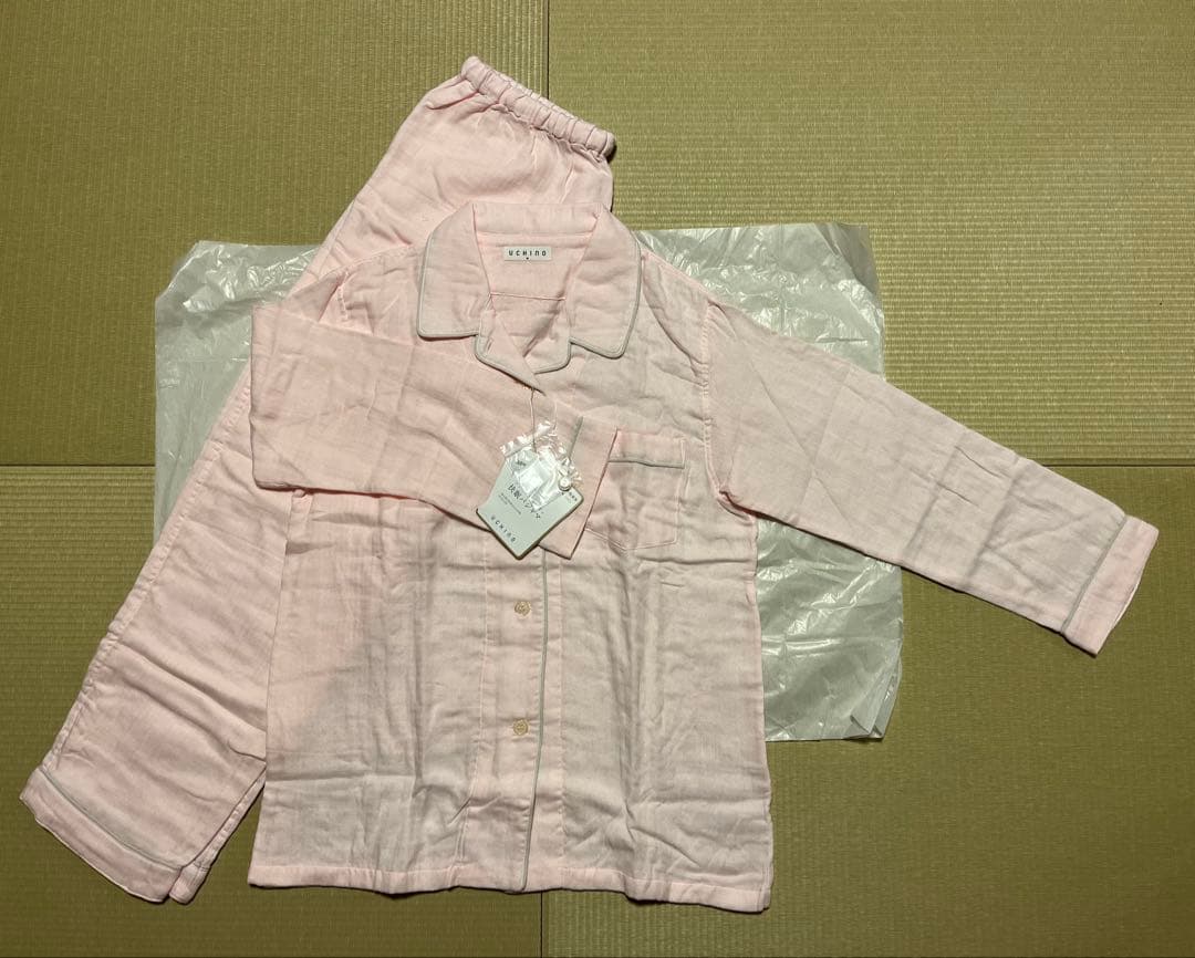 新品タグ付き　UCHINO マシュマロガーゼパイピングレディースパジャマ　M