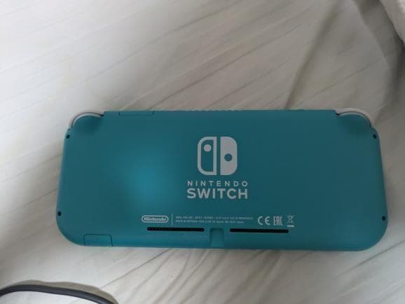 充電器付き Nintendo Switch Lite