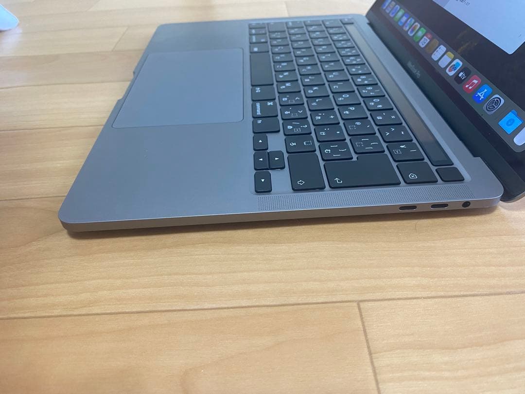 MacBook Pro 13インチ 2020 i5/16GB/512GB