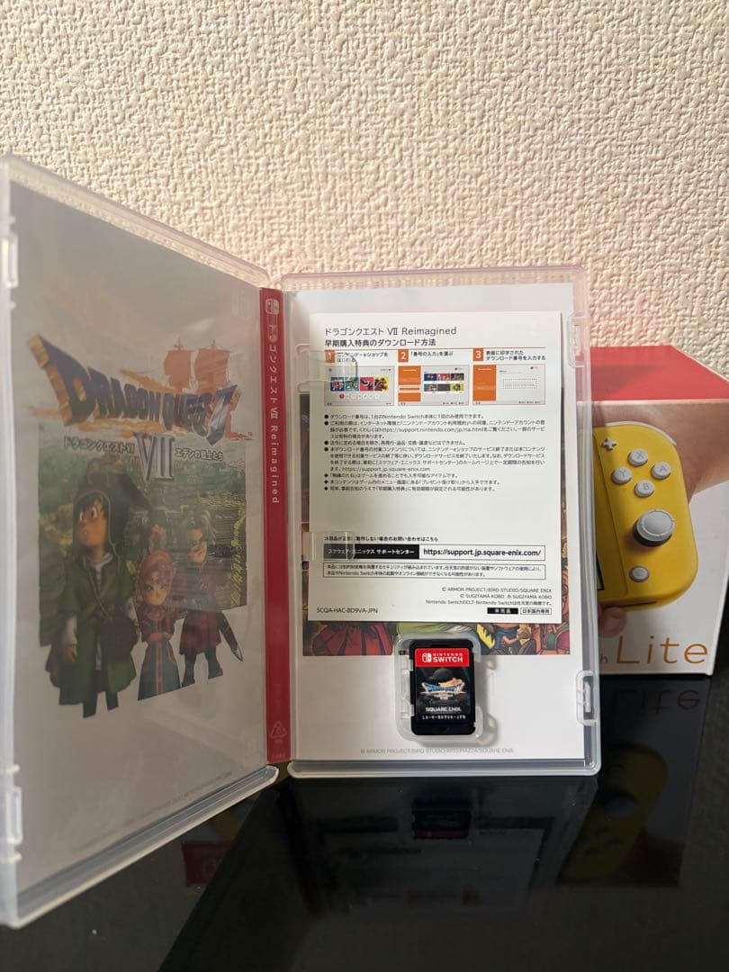 Nintendo Switch Lite イエロー + ドラゴンクエストXI