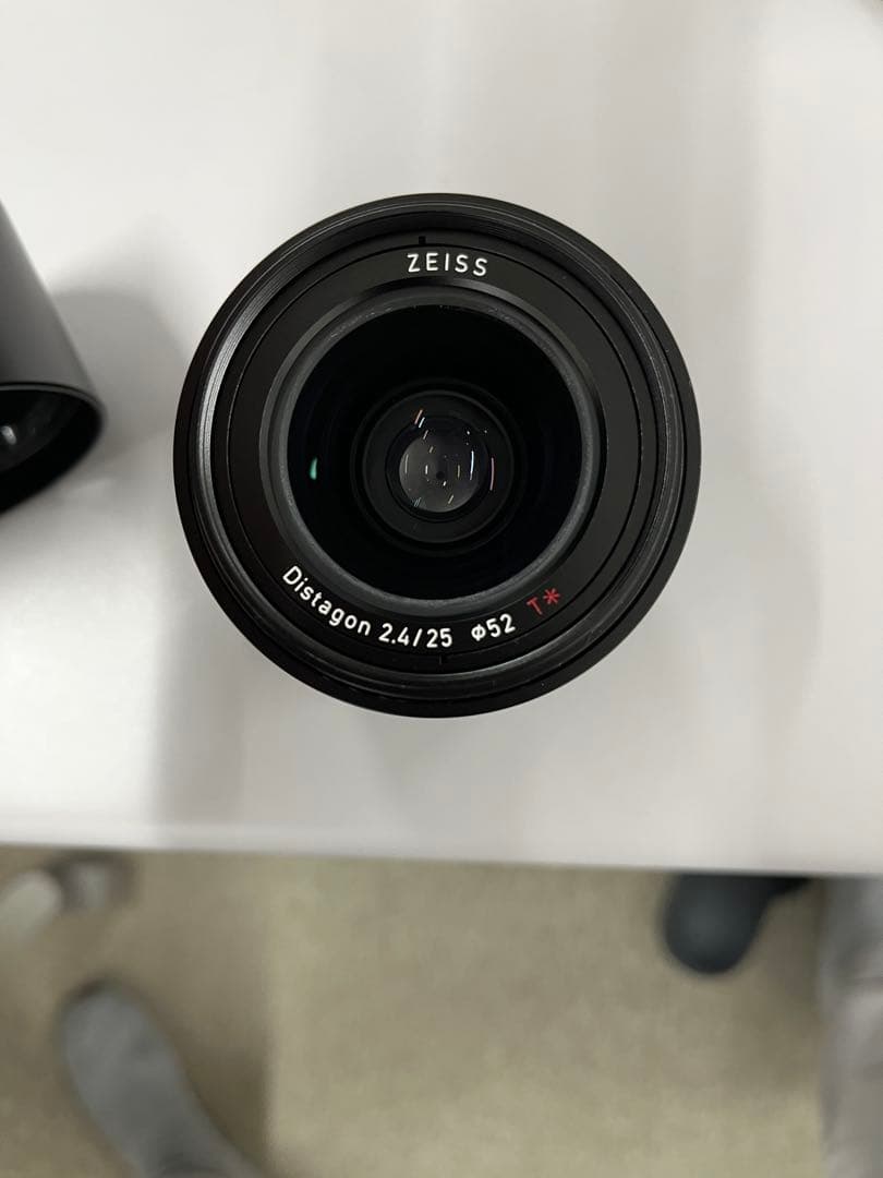 中古　ZEISS Loxia f2.4/25mm レンズ　箱無し