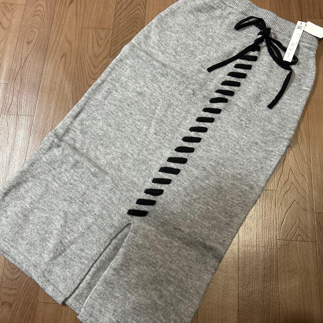 新品　ヤマダヤ　ラディエイト　ニットタイトスカート系　グレー　リボン