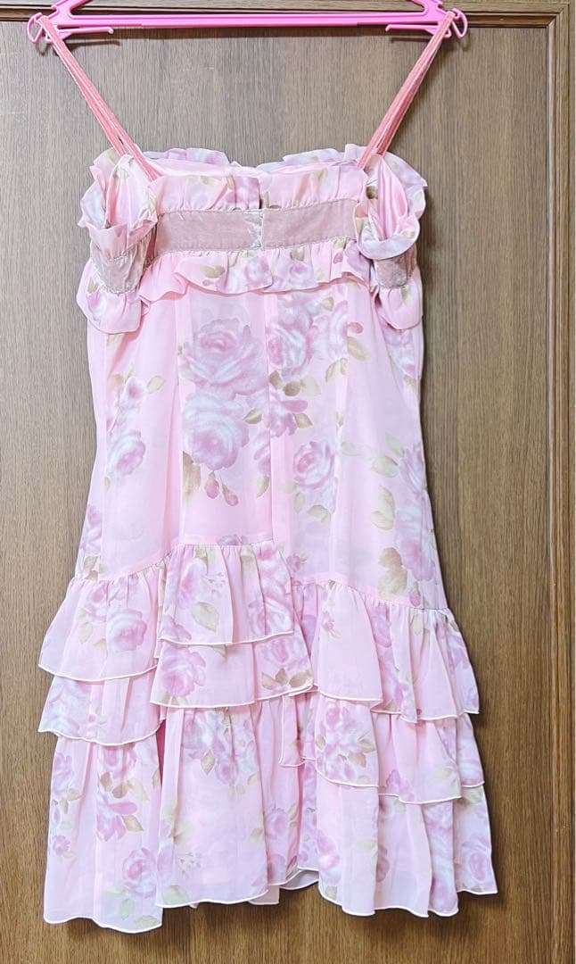 【美品】ジーザスディアマンテ　ぼかし薔薇柄　膝丈ワンピース　ピンク　42