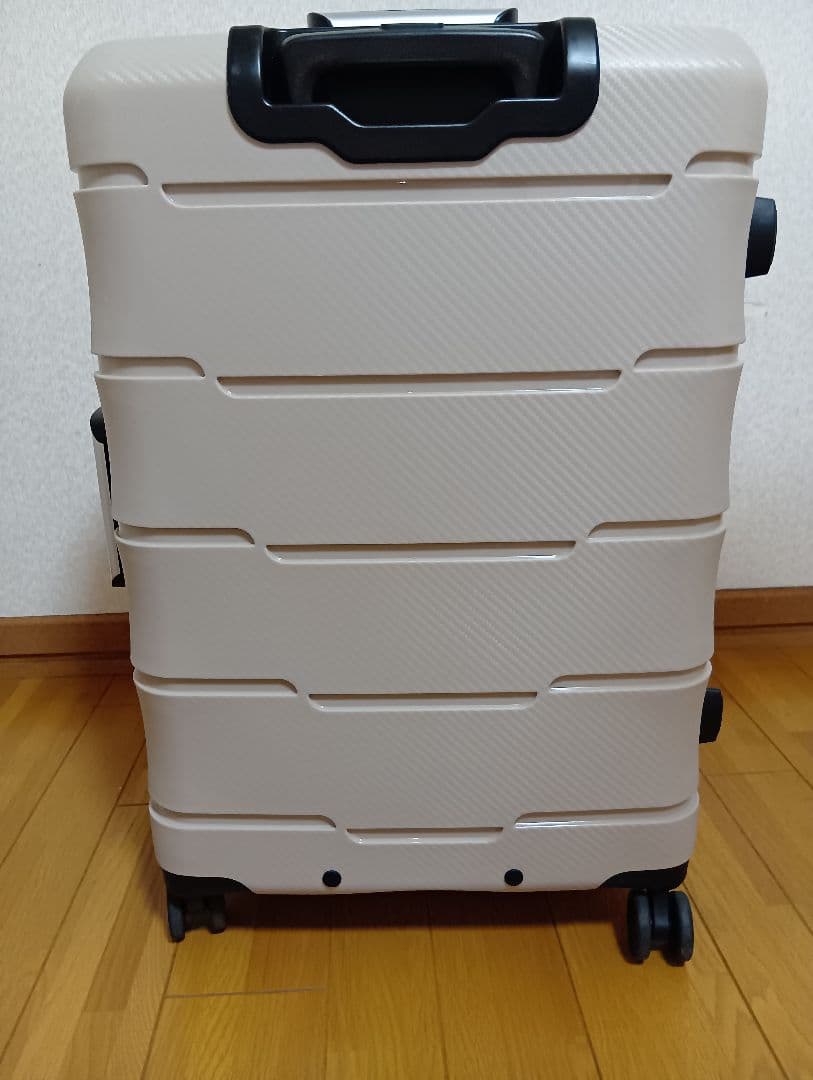 ACE ベージュ キャリーケース　Mサイズ