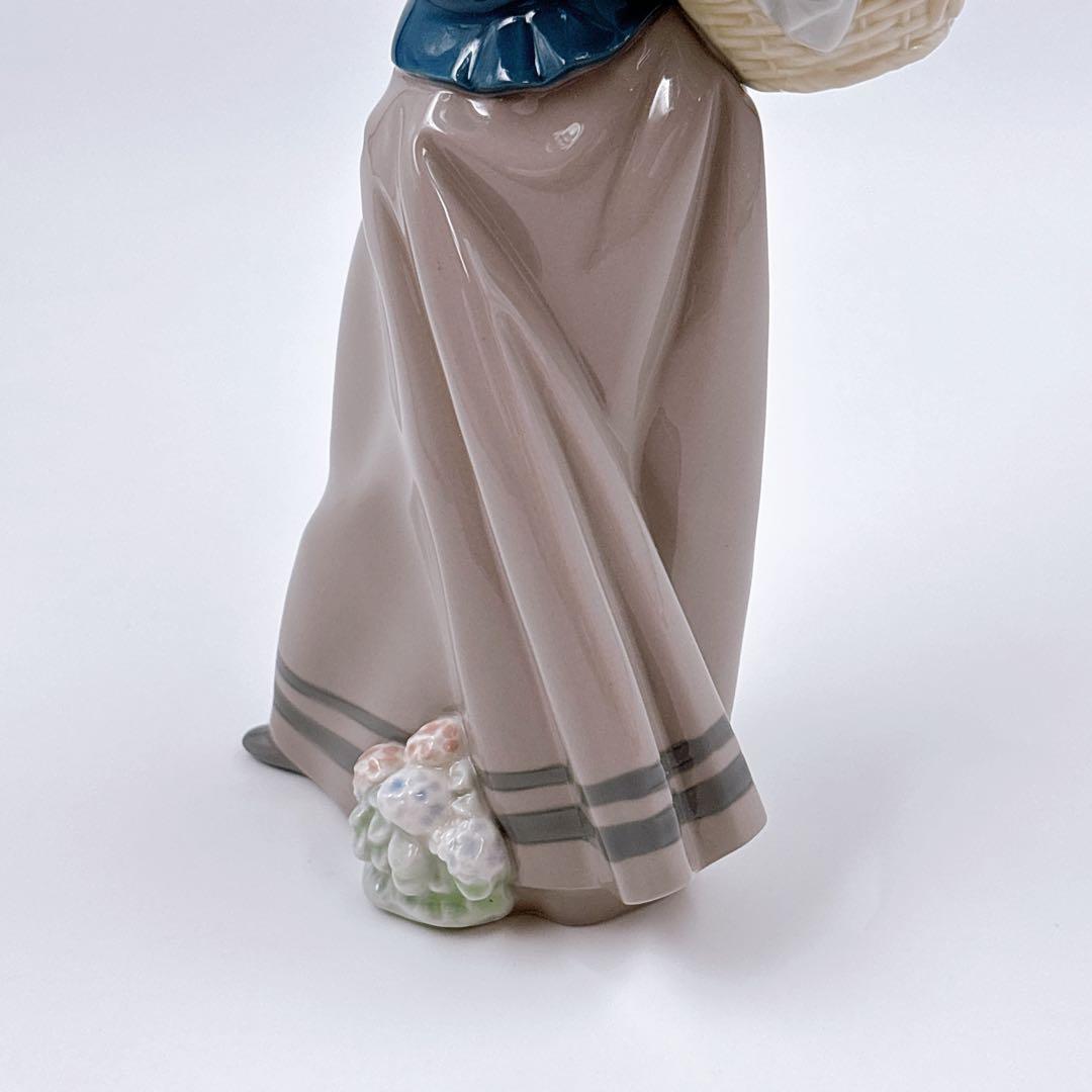 LLADRO リヤドロ お出かけ Girl with Puppies #1311