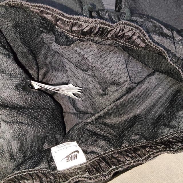 NIKE ナイキ ナイロンパンツ ウーブンパンツ シャカシャカ 黒 Mサイズ