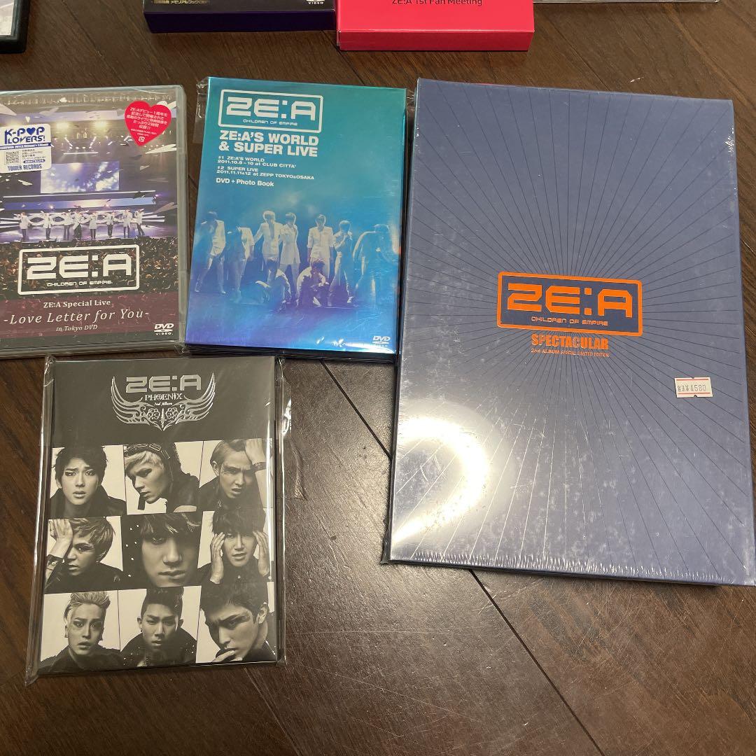 ZE:A WORLD&SUPER LIVE〈2枚組ZE:Aまとめ売り