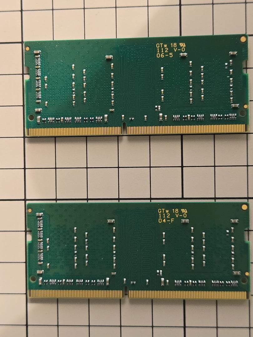 crucial 8G DDR4-3200 SODIMM 1R ×２（中古16G）