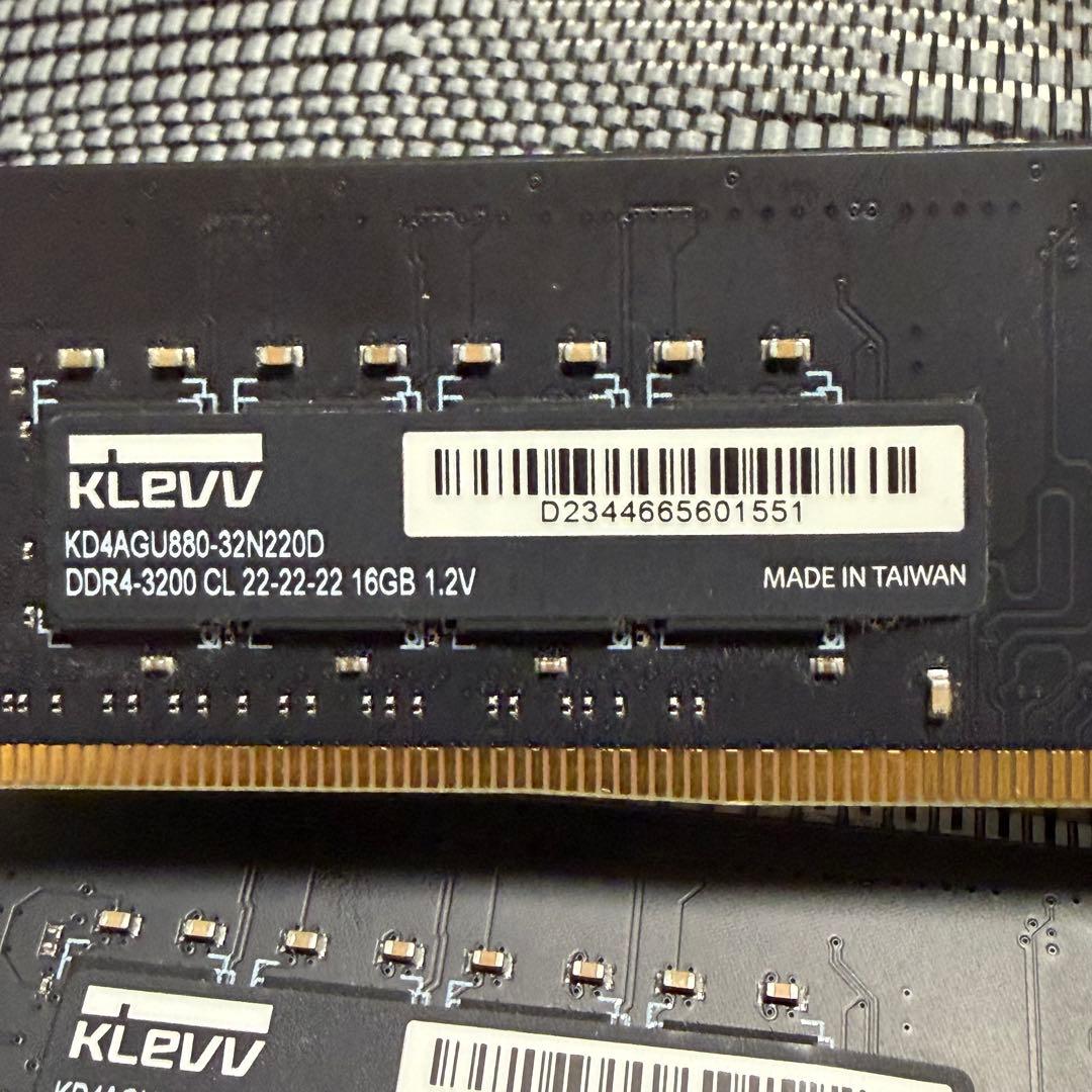 KLEVV DDR4-3200 16GBメモリ2枚セット　計32GB