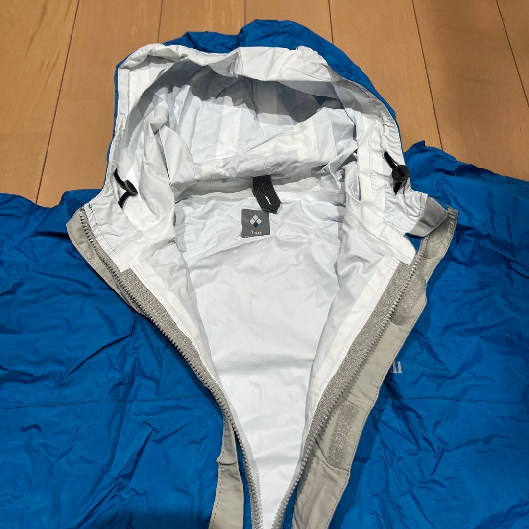mont-bell レインウェア140センチ　AQAウェットスーツセット売り