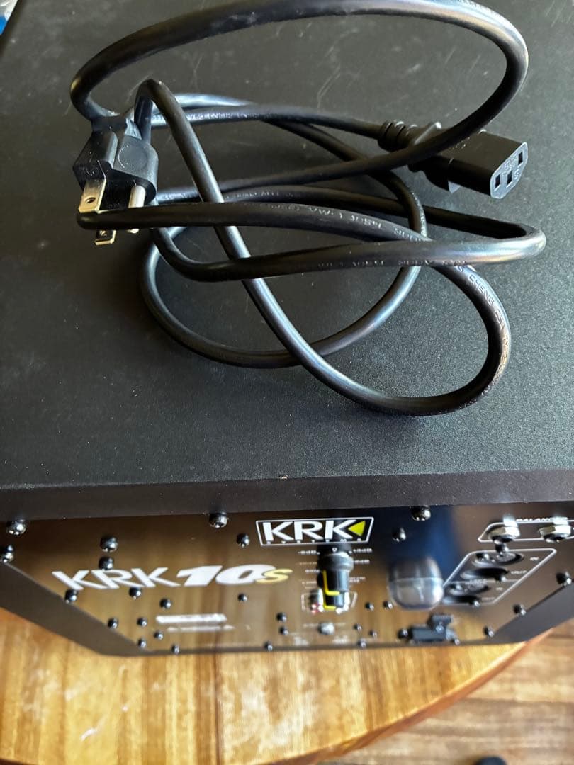 【値下げ/配送方法変更】KRK 10s パワードサブウーファー