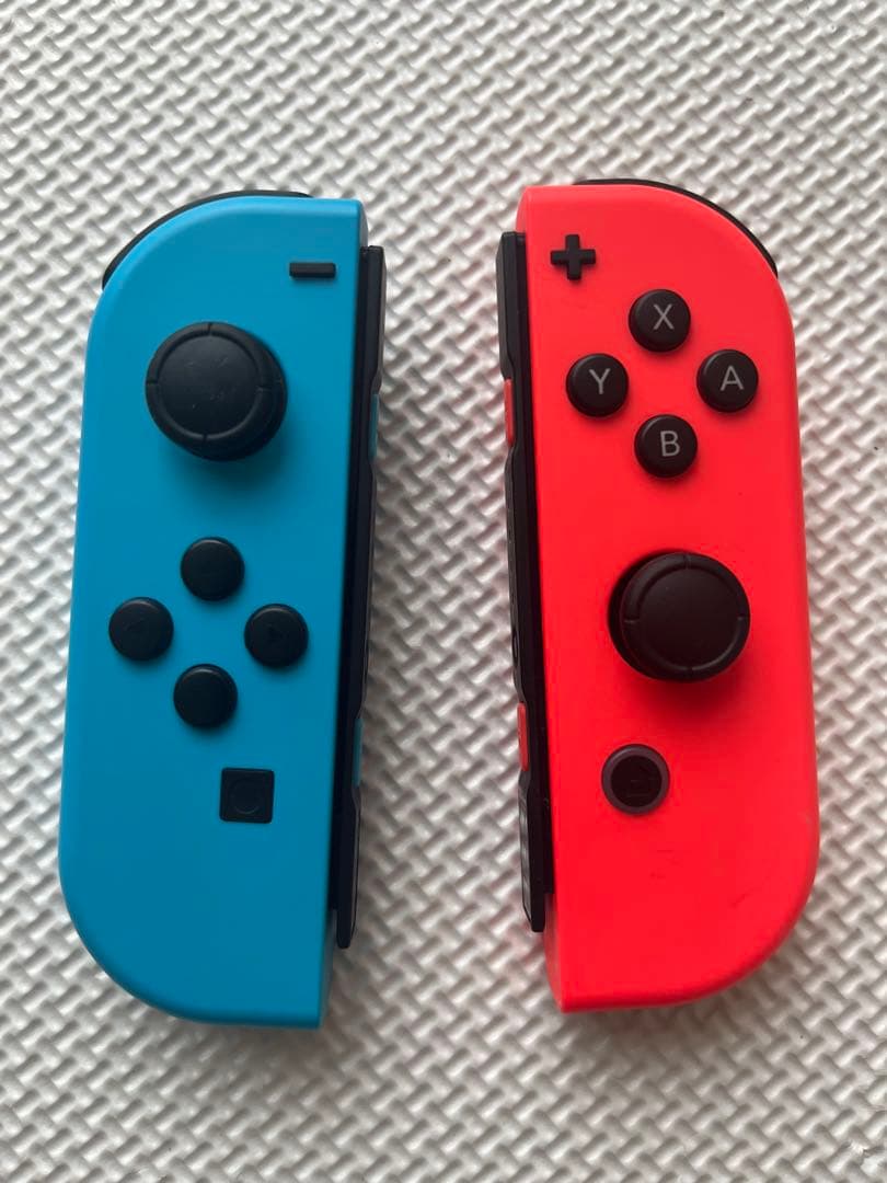 Nintendo Switch 本体 青 赤　ニンテンドースイッチ　任天堂