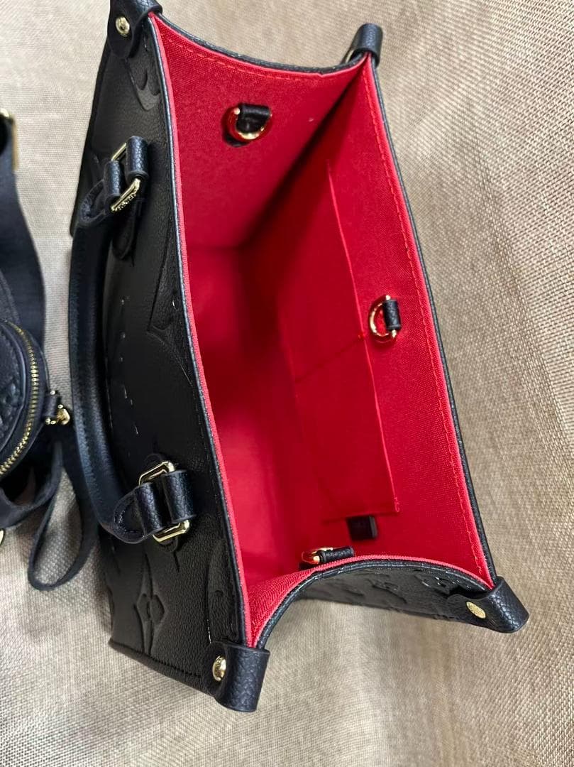 ルイ・ヴィトン、25cm ブラックショルダーバッグ