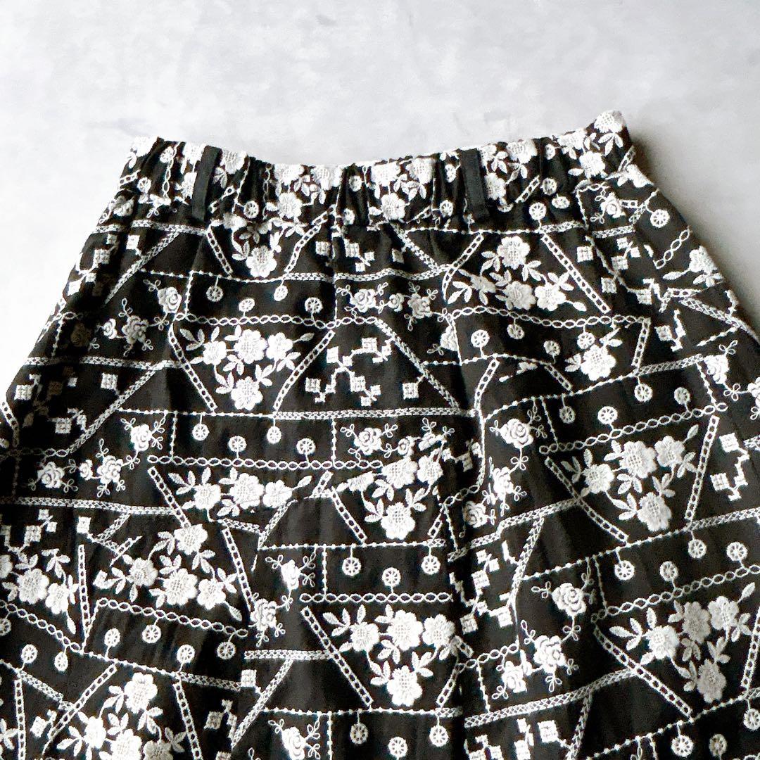 美品☆カッスルクームガーデン コットンハウスアヤ 花柄　総刺繍 ロングスカート