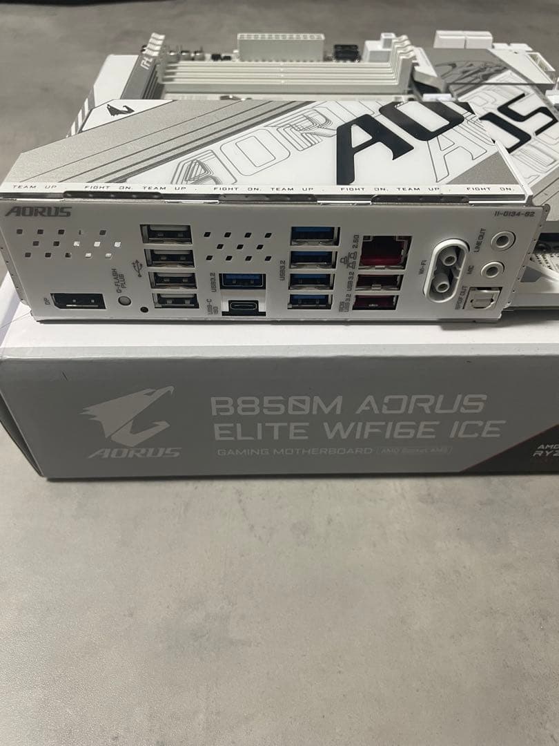 マザーボード GIGABYTE B850M AORUS ELITE WIFI6E ICE