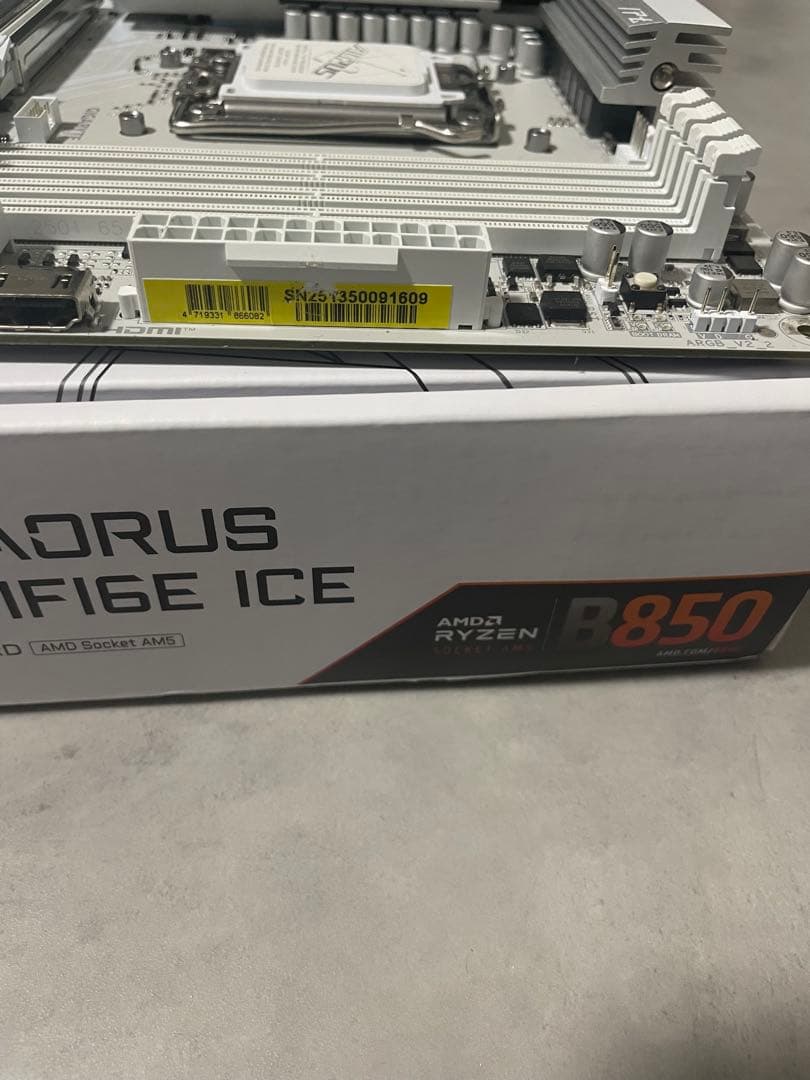 マザーボード GIGABYTE B850M AORUS ELITE WIFI6E ICE