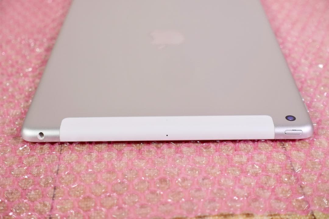 美品 iPad 第8世代 Cellular シルバー 32GB バッテリー良好