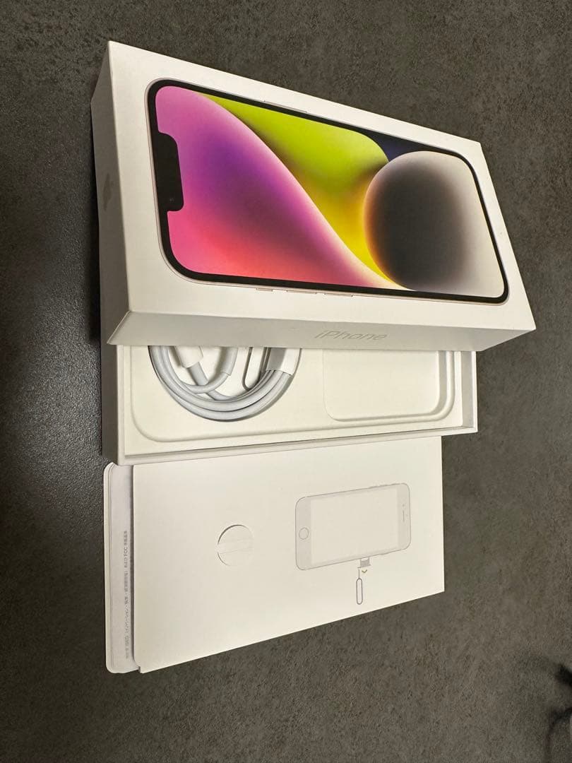 iPhone 14 Starlight 128GB SIMフリー