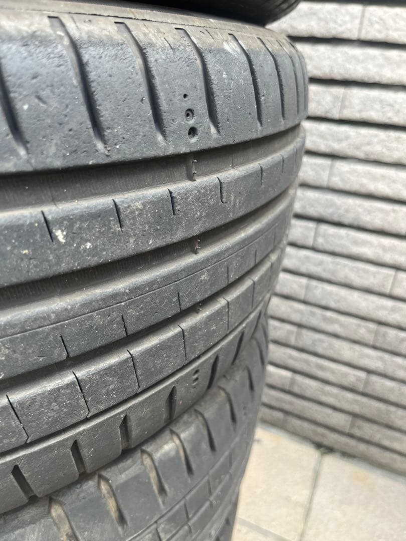 ミシュラン　パイロットスポーツ5 245/40R18 22年製造
