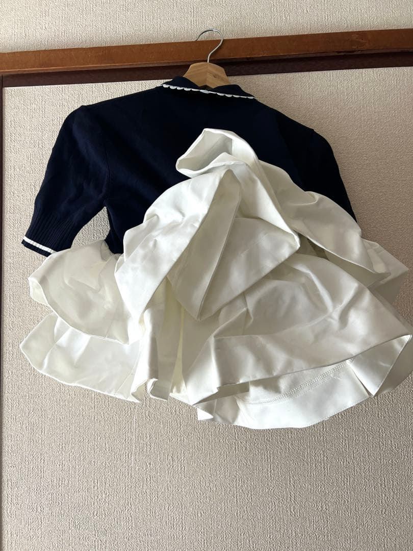 bibiy Bibiy. ROSIEPEPURAMUTOP ペプラム トップス