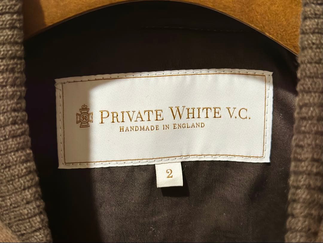 Private White V.C.(プライベートホワイト)ボンバージャケット