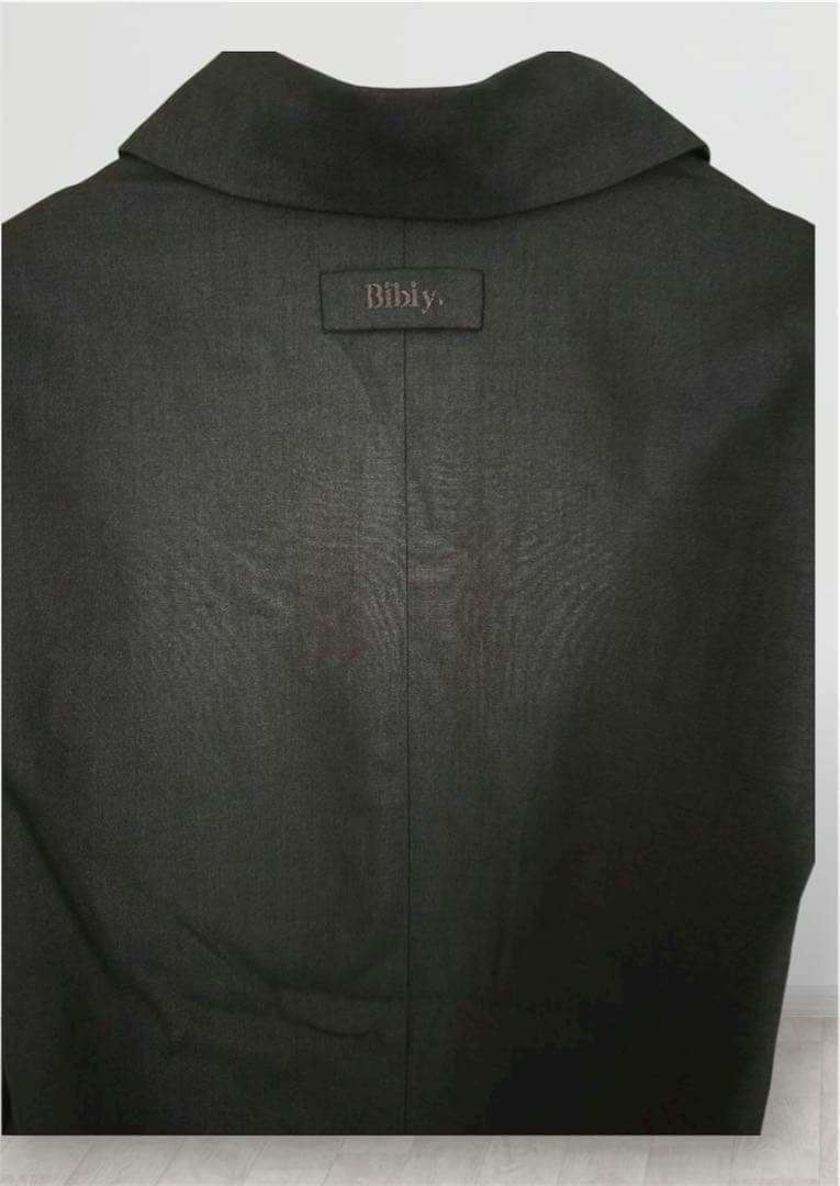 新品未使用 タグ有り Bibiy EMMA FRILL JACKET