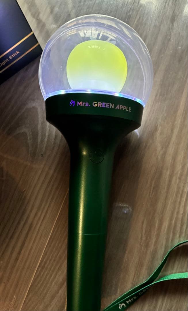 MGA Official Light Stick 緑