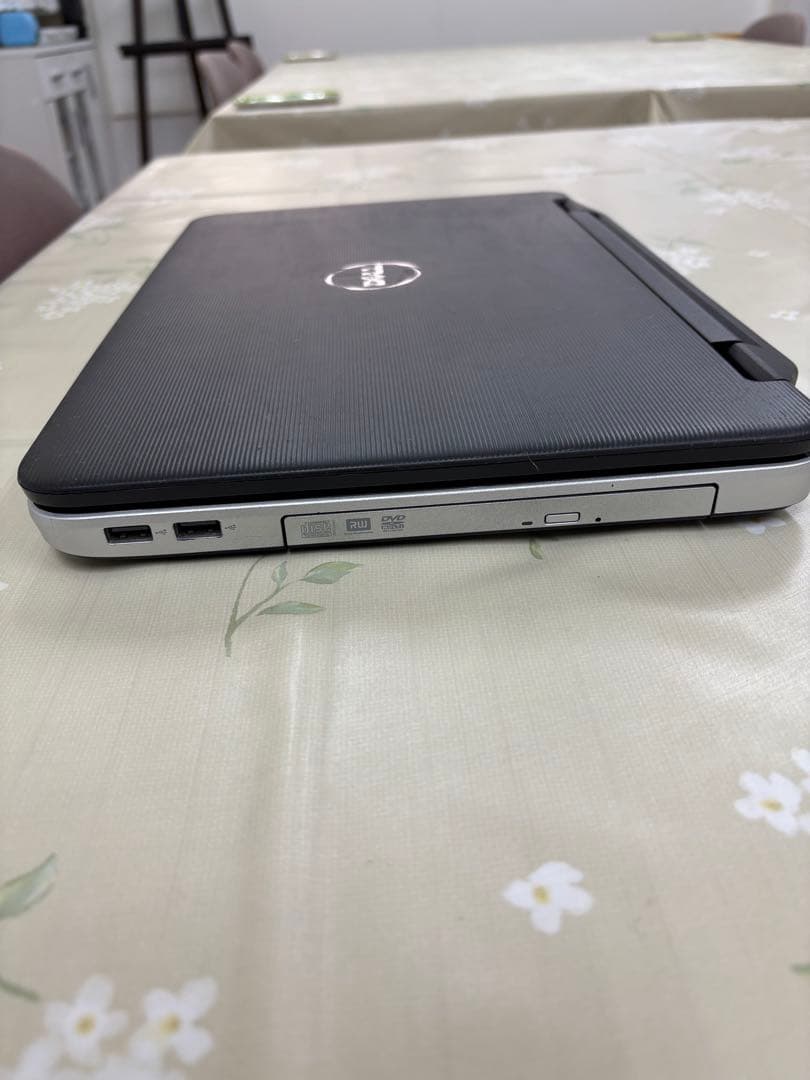 Dell Vostro 2520ノートPC ブラック ACアダプター付き