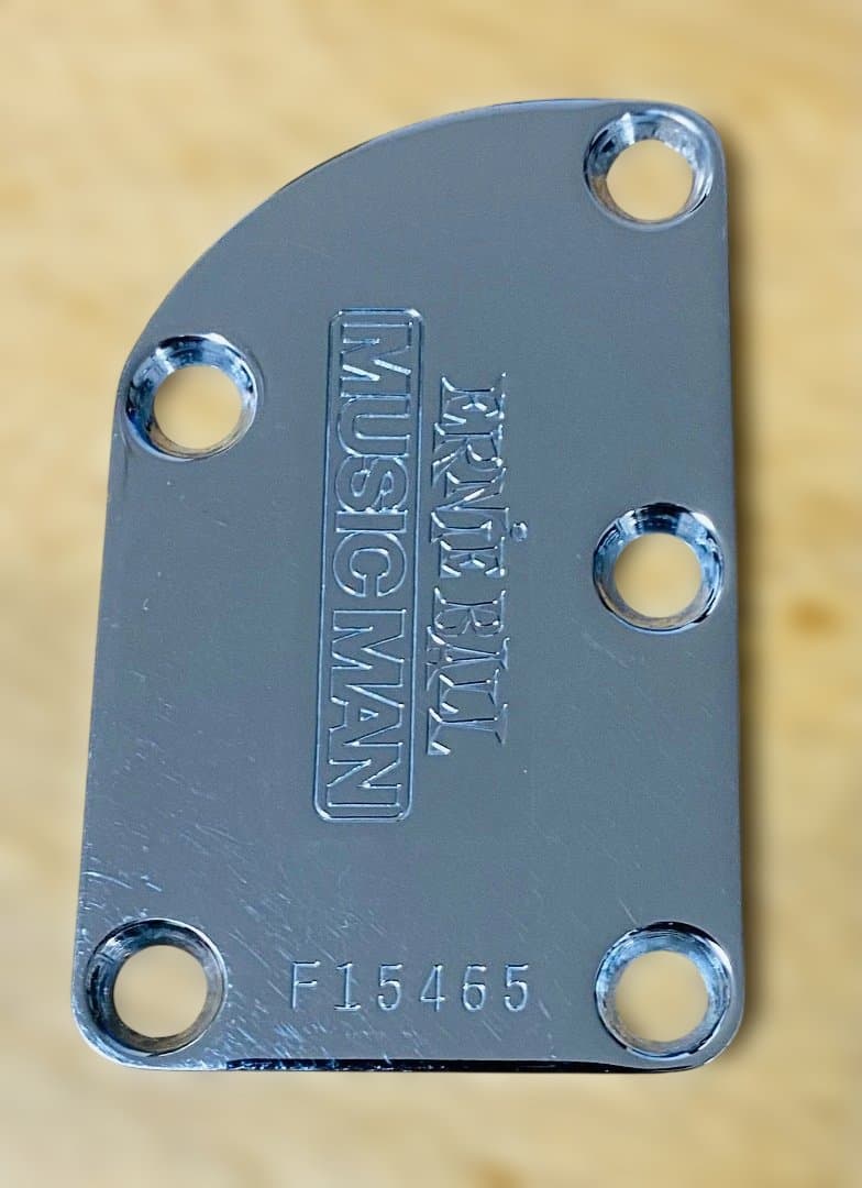 MUSICMAN STERLING USA エレキベースボディ メタリックレッド