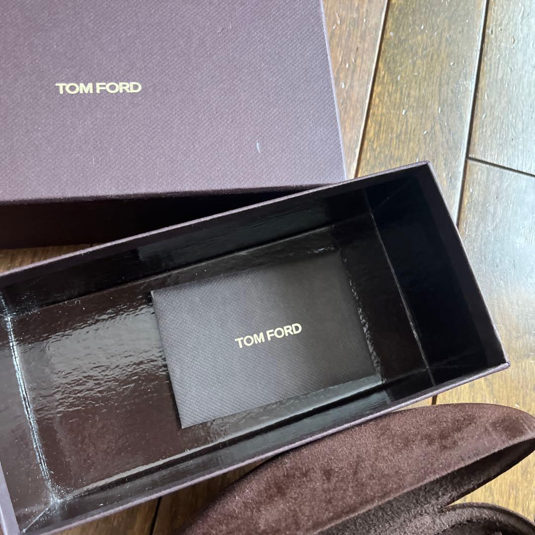 TOM FORD サングラス ブラックフレーム ブルーグラデーション