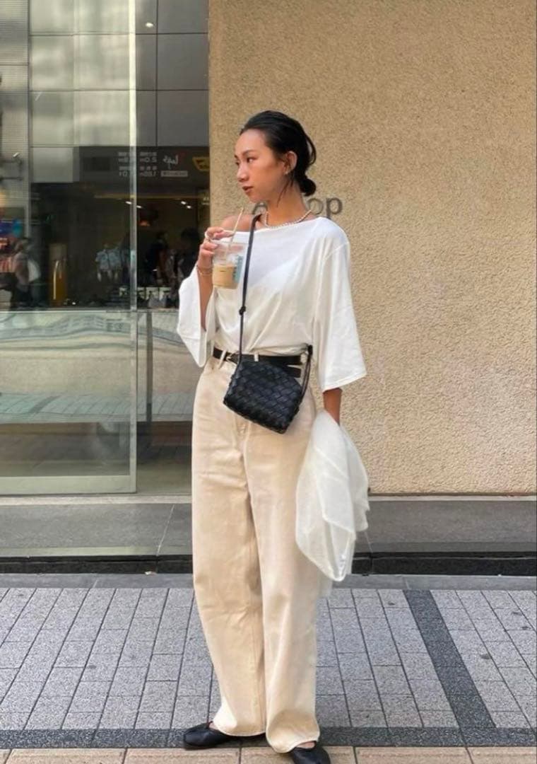 最終お値下げ！美品 ETRETOKYO boxスリーブカットトップス　白