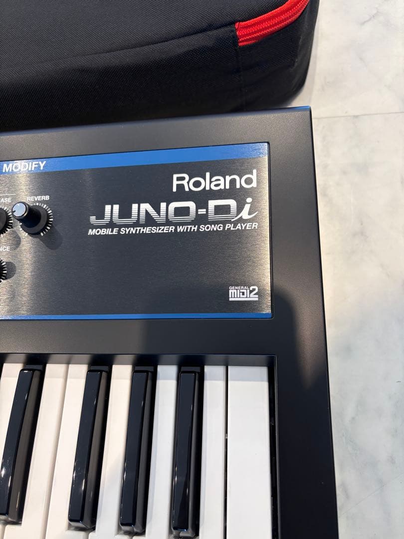 ローランド モバイル・シンセサイザー JUNO-Di ケース付　美品