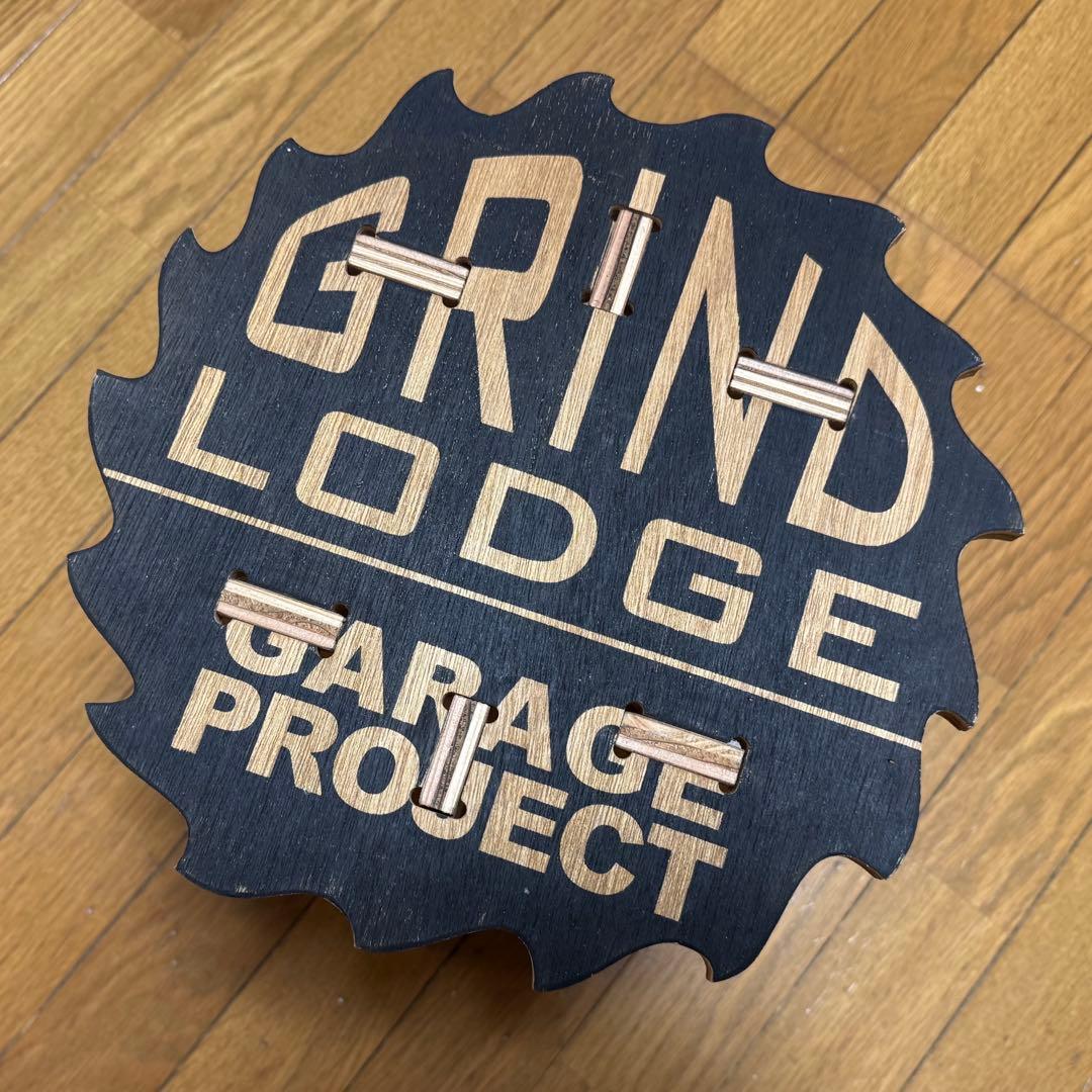 GRIND LODGE グラインドロッヂ ロゴスツール 木製折りたたみチェア
