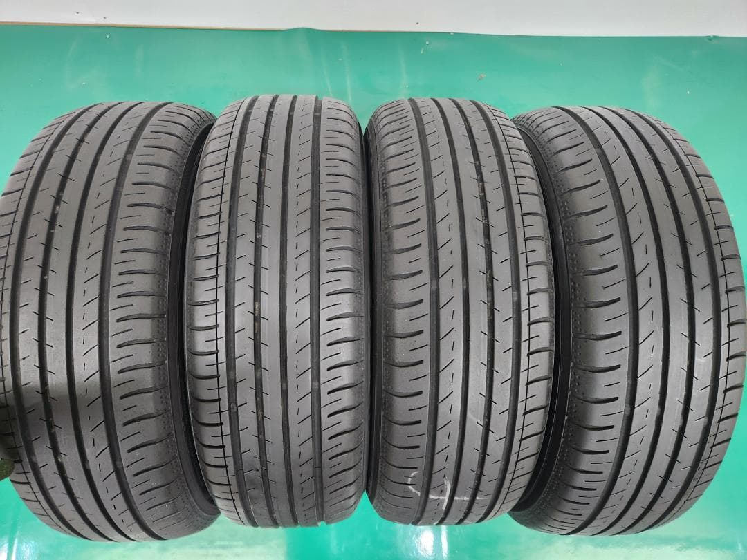 送料込☆2022年製ヨコハマタイヤ195/65R15日本製☆4本
