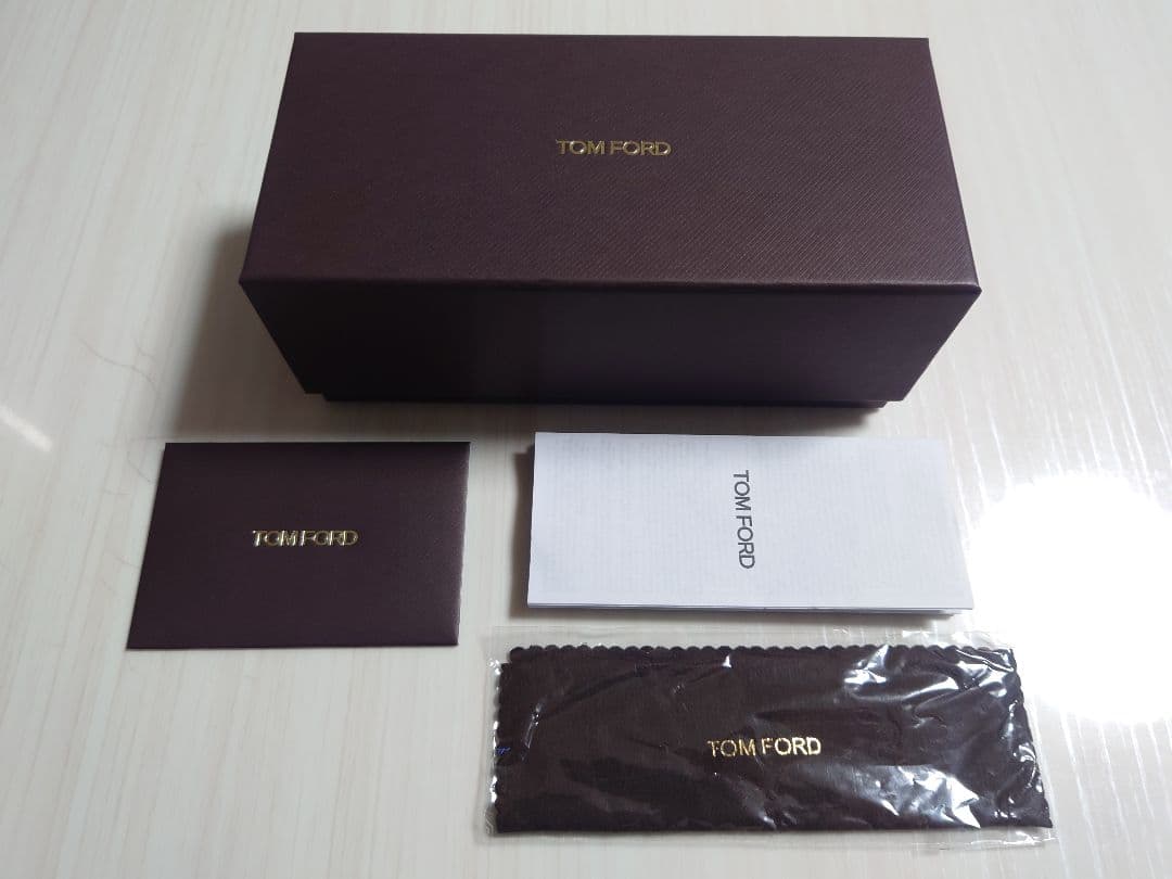 TOM FORD TF1119-D 01A サングラス　トムフォード　美品